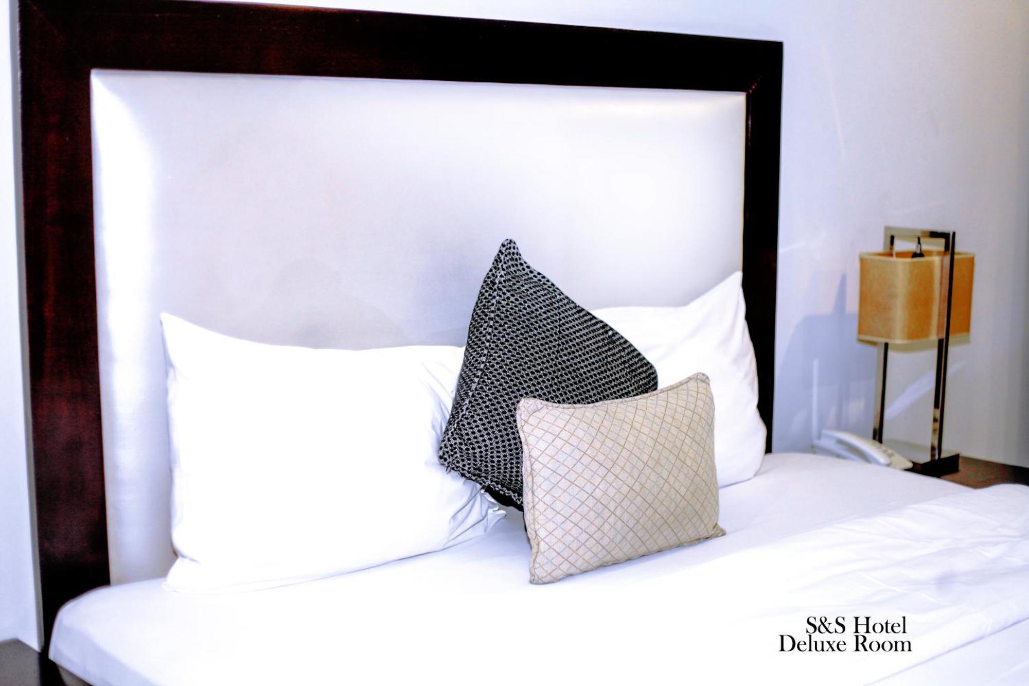 S & S Hotel & Suites Lagos Kültér fotó