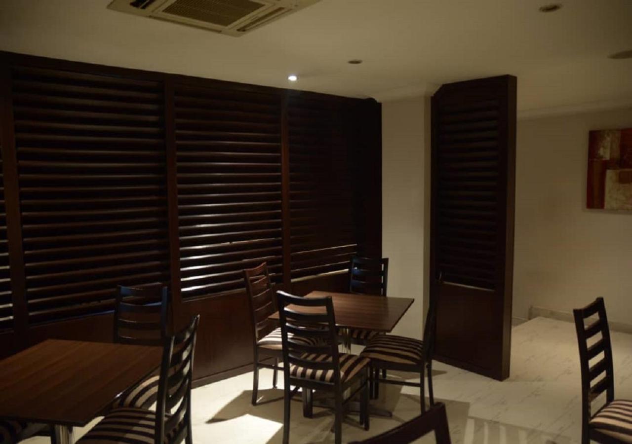 S & S Hotel & Suites Lagos Kültér fotó