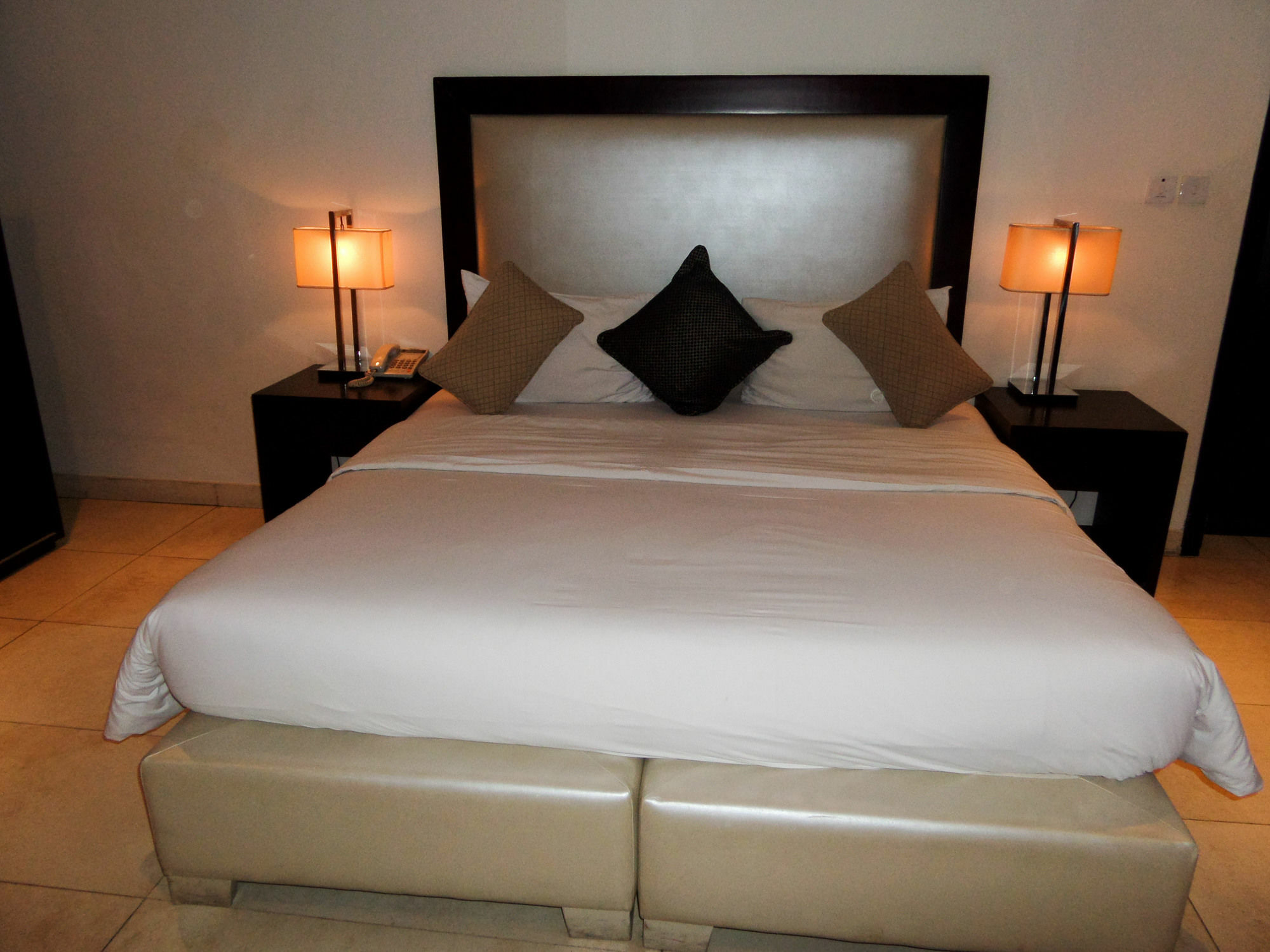 S & S Hotel & Suites Lagos Kültér fotó